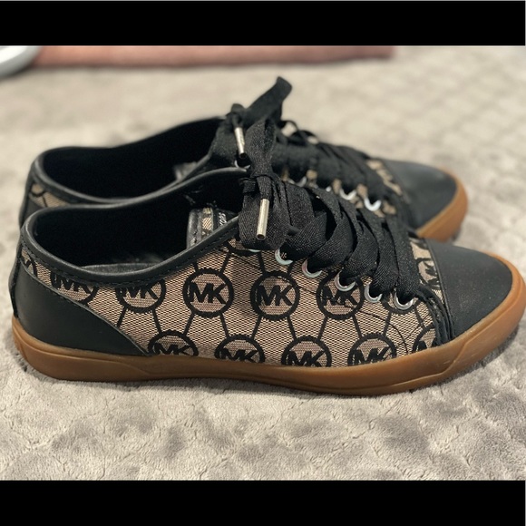Michael Kors Lace Up Sneakers - Picture 3 of 4